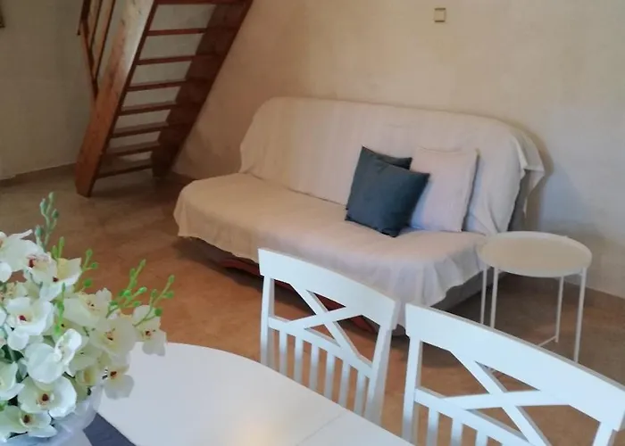 Apartment&room Surdić 3*